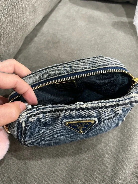 Prada bag - Picture 11 of 11